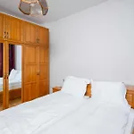 1Bd Flat With Desk On Russian Monument Square