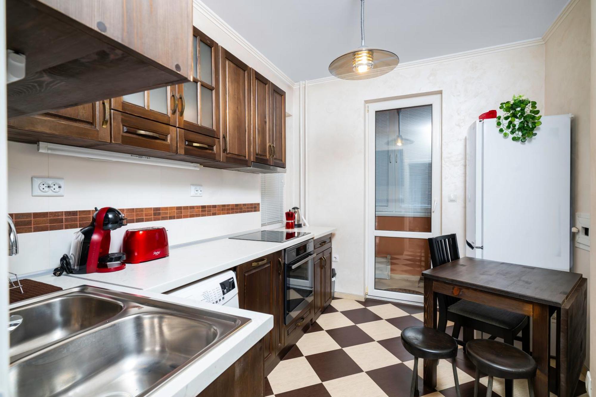 Apartemen 1bd Flat With Desk On Russian Monument Square Sofia